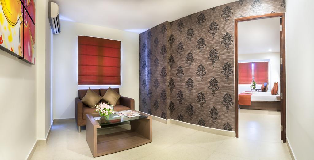 The Lotus Apartment Hotel, Venkatraman Street Chennai Exterior photo